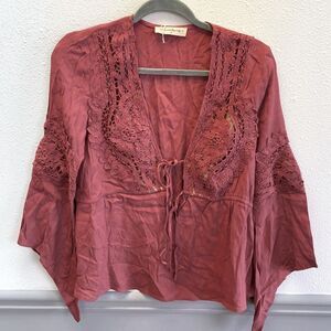 AMERICAN THREADS lace blouse with a tie front, mauve red, Sz small (1019)